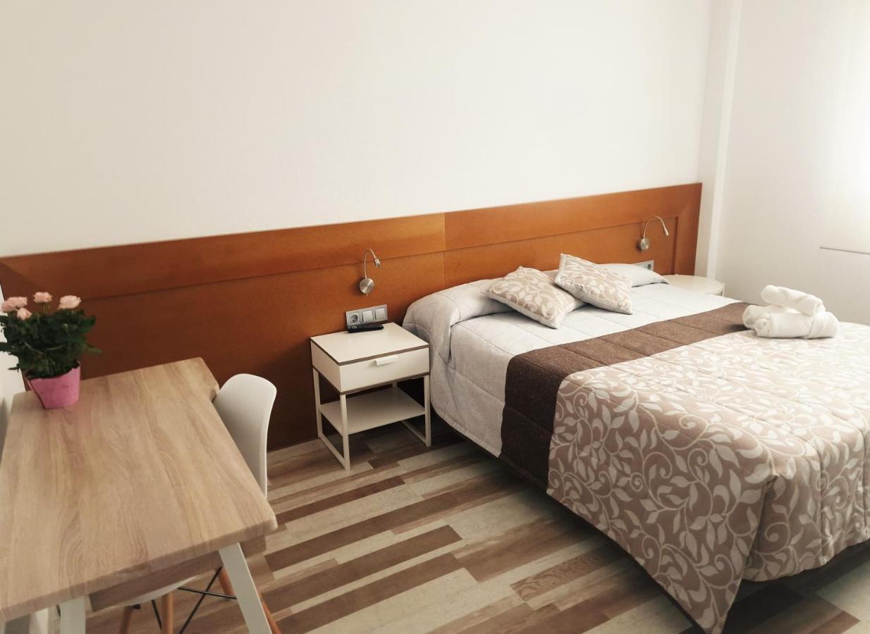 Hotel Area Serrano Buniel ภายนอก รูปภาพ